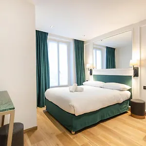 Hotel Au Coeur De Republique, París