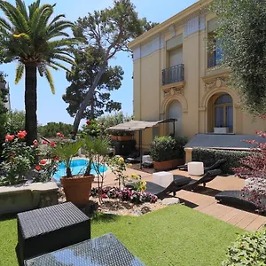 Petit Palais Hotel Niza