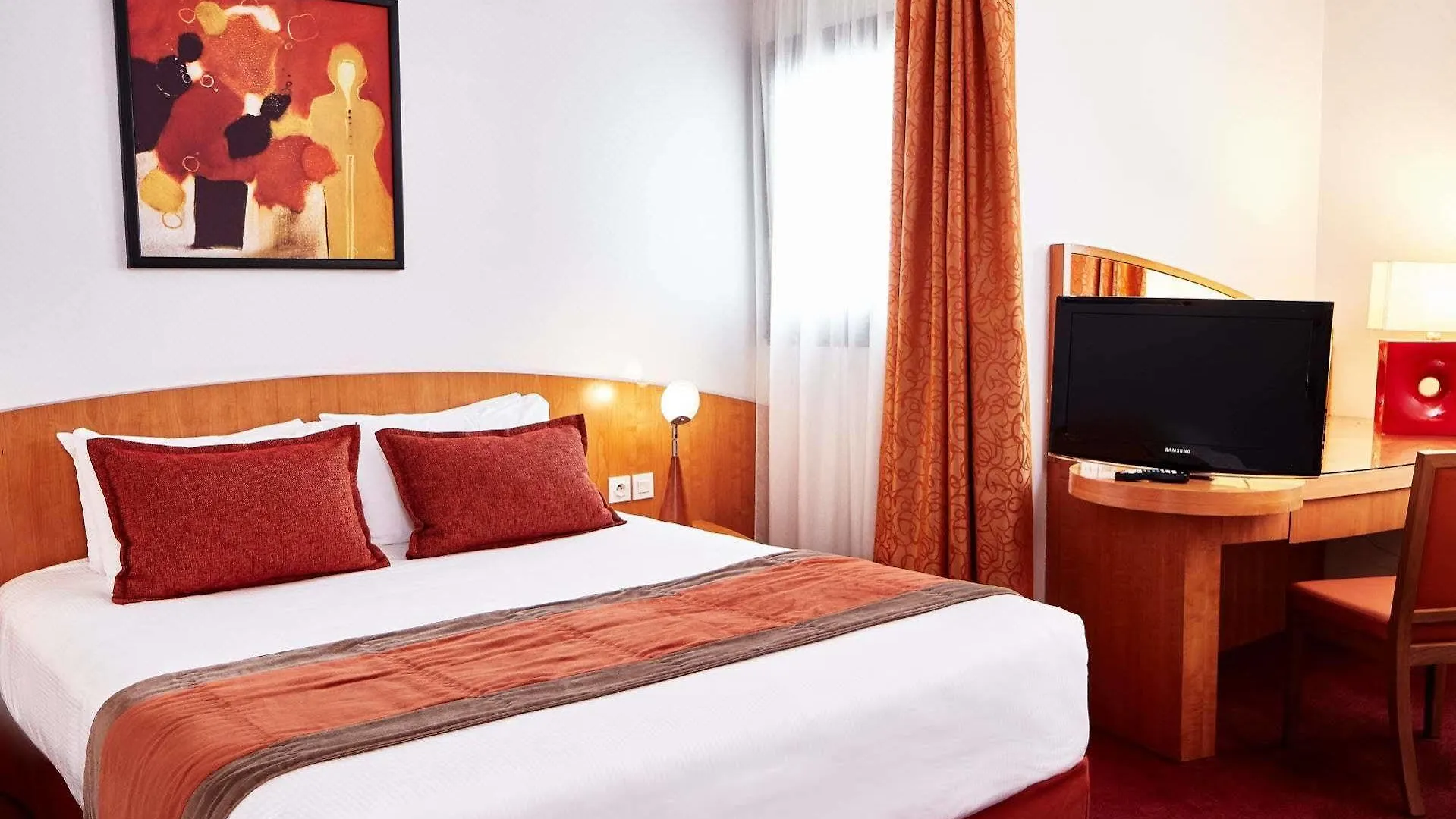 ****  Hotel Opera Cadet Paris France