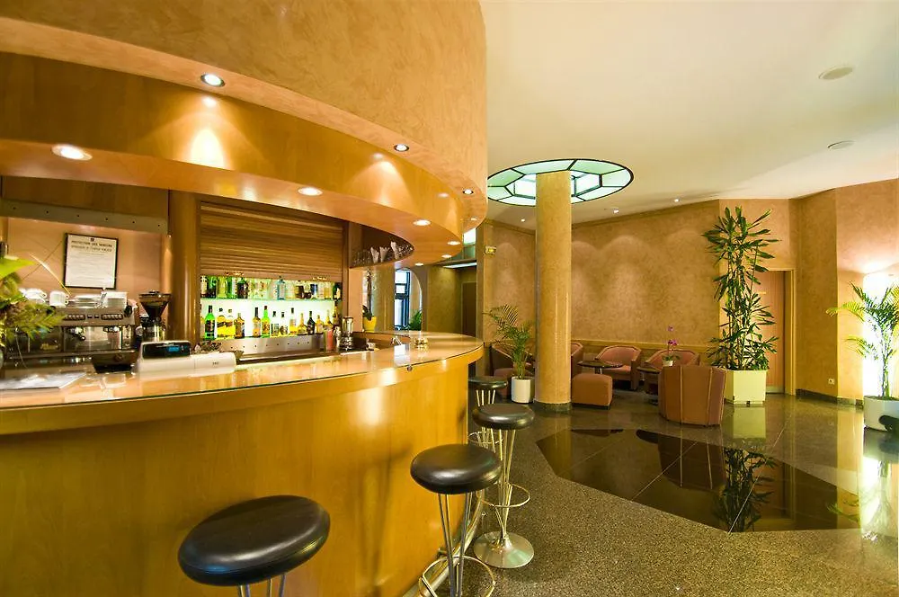Hotel Opera Cadet Paris 4*,